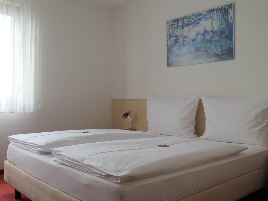 Esslingen am Neckar Hotel Am Bad מראה חיצוני תמונה