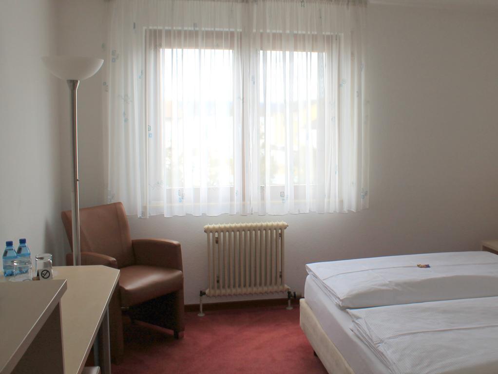 Esslingen am Neckar Hotel Am Bad מראה חיצוני תמונה