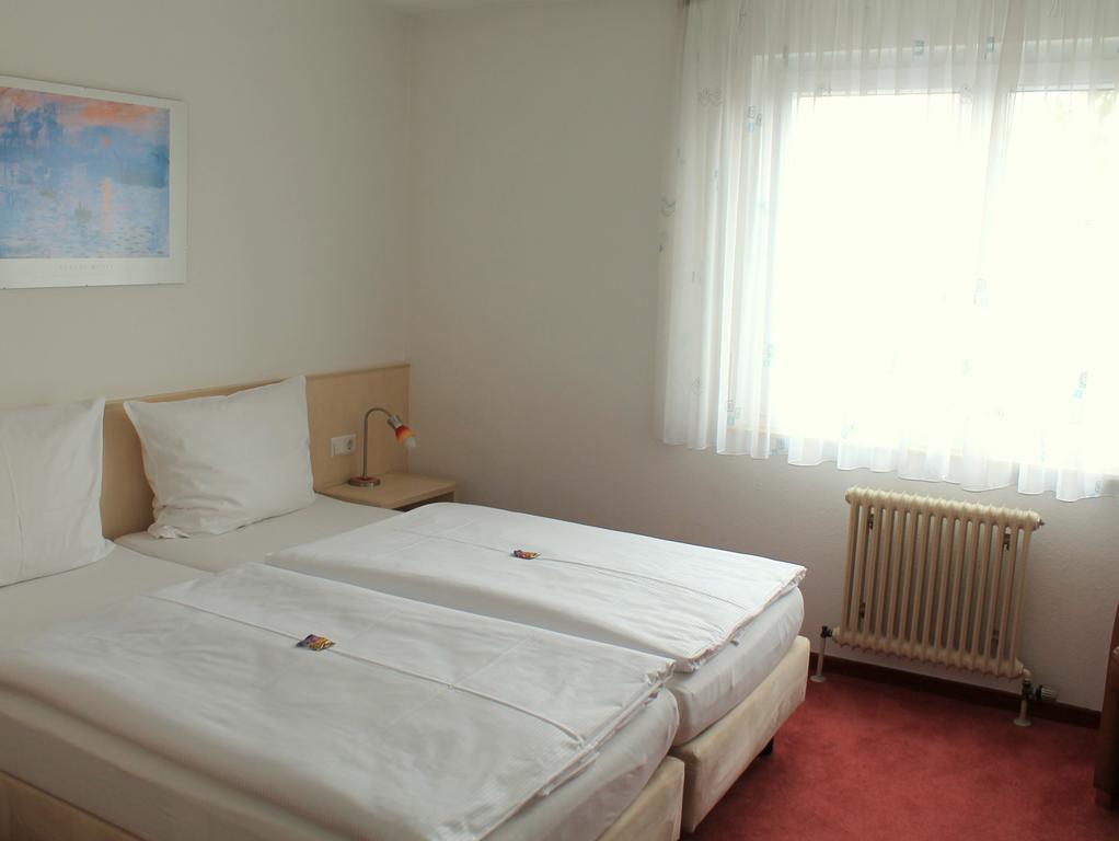 Esslingen am Neckar Hotel Am Bad מראה חיצוני תמונה